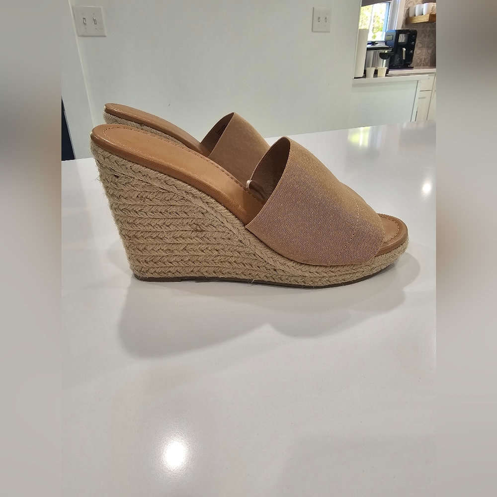 Express Wedge sandals Beige 8